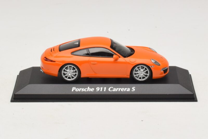 Porsche 911 991 Carrera S Arancione Maxichamps 1:43 940060221 Pressofusione