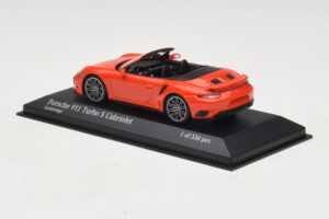Porsche 911 991 Turbo S Cabriolet Arancione Minichamps 1:43 410067181 Pressofusione — immagine 3 di 5