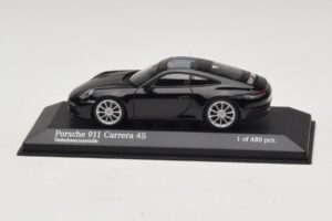 Porsche 911 992 Carrera 4S Nero Metallizzato Minichamps 1:43 410069320 Pressofusione