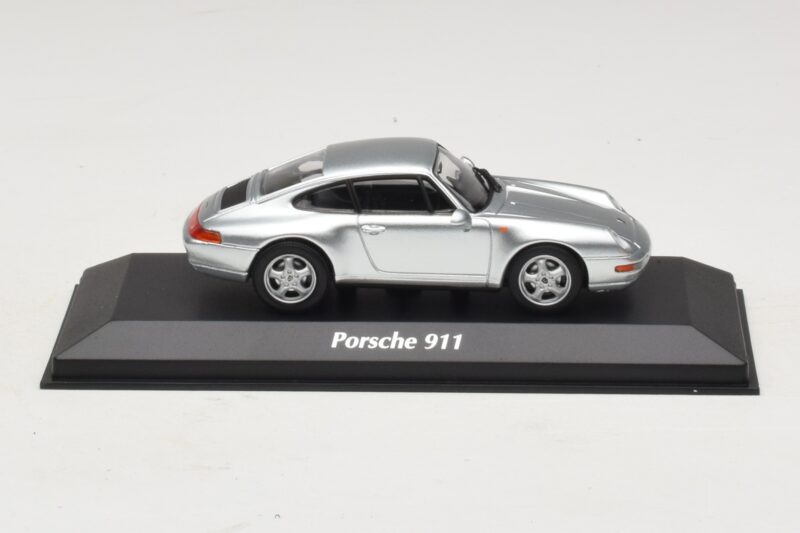 Porsche 911 993 Argento Maxichamps 1:43 940063001 Pressofusione