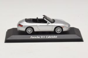 Porsche 911 996 Cabriolet Argento Maxichamps 1:43 940061031 Pressofusione