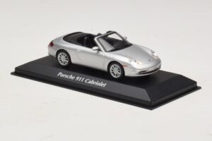 Porsche 911 996 Cabriolet Argento Maxichamps 1:43 940061031 Pressofusione — immagine 3 di 5