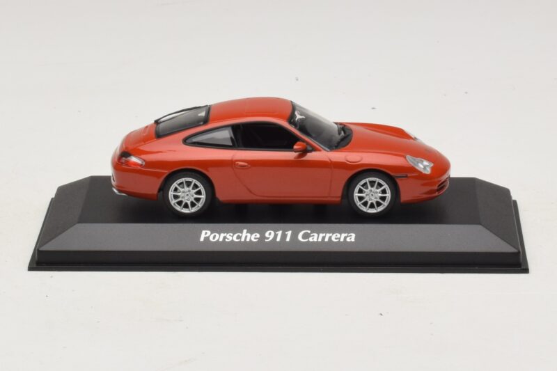 Porsche 911 996 Carrera Orange Metallic Maxichamps 1:43 940061021 Pressofusione
