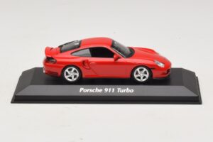 Porsche 911 996 Turbo Rosso Maxichamps 1:43 940069300 Pressofusione
