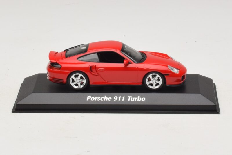 Porsche 911 996 Turbo Rosso Maxichamps 1:43 940069300 Pressofusione