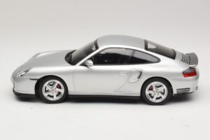 Porsche 911 996 Turbo Argento KK-Scale 1:18 KKDC181471 Pressofusione — immagine 3 di 6