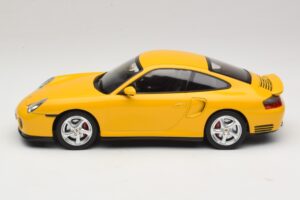 Porsche 911 996 Turbo Giallo KK-Scale 1:18 KKDC181473 Pressofusione — immagine 3 di 6