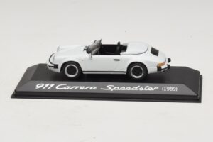 Porsche 911 G-Series Carrera Speedster Bianco Minichamps 1:43 Porsche 911 G-Series Carrera Speedster Bianco Minichamps 1:43 WAP0210360A Pressofusione