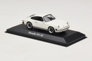 Porsche 911 SC Bianco Maxichamps 1:43 940062020 Pressofusione — immagine 3 di 5