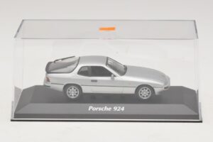 Porsche 924 Argento Maxichamps 1:43 940062120 Pressofusione — immagine 4 di 5