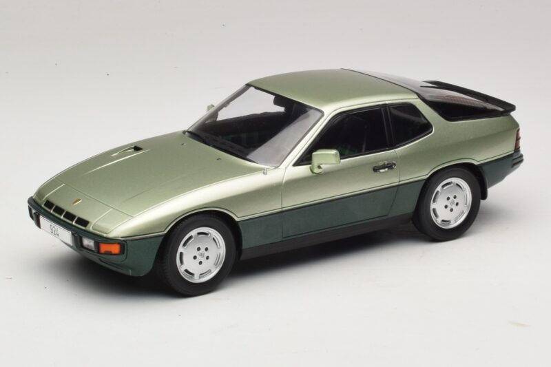Porsche 924 Turbo Verde Chiaro & Verde Scuro MCG 1:18 MCG18660 Pressofusione
