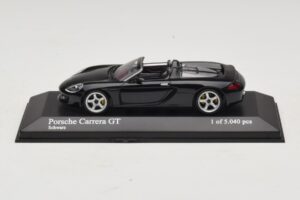 Porsche Carrera GT Nero Minichamps 1:43 Porsche Carrera GT Nero Minichamps 1:43 430060230 Pressofusione