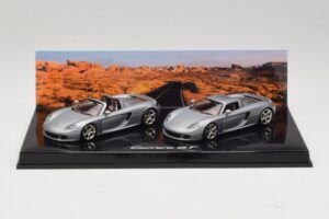 Porsche Carrera GT Spider & Coupé Set Argento Minichamps 1:43 Porsche Carrera GT Spider & Coupé Set Argento Minichamps 1:43 WAP02010314 Pressofusione