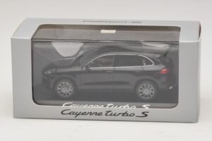 Porsche Cayenne 958 Turbo S Nero Minichamps 1:43 WAP0200220E Pressofusione — immagine 5 di 5