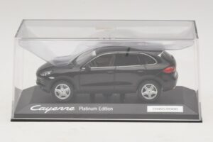 Porsche Cayenne 9PA Edizione Platino Nero Minichamps 1:43 WAP0200160E Pressofusione — immagine 4 di 5