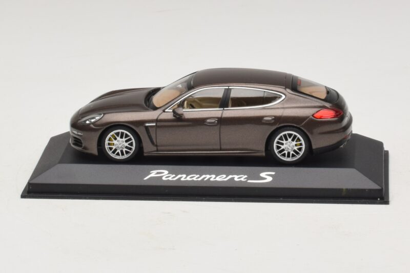 Porsche Panamera 970 S Marrone Metallizzato Minichamps 1:43 WAP0203400E Pressofusione