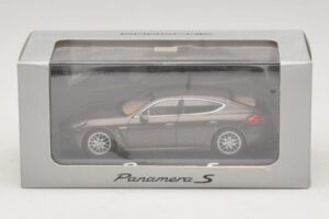 Porsche Panamera 970 S Marrone Metallizzato Minichamps 1:43 WAP0203400E Pressofusione — immagine 5 di 5
