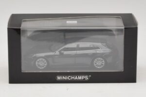 Porsche Panamera 971 4 E-Hybrid Sport Turismo Grigio Minichamps 1:43 410066112 Pressofusione — immagine 5 di 5