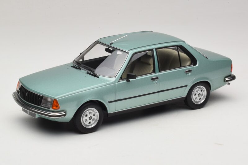 Renault 18 Verde Chiaro MCG 1:18 MCG18596 Pressofusione