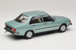 Renault 18 Verde Chiaro MCG 1:18 MCG18596 Pressofusione — immagine 2 di 6