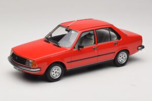 Renault 18 Rosso MCG 1:18 MCG18595 Pressofusione