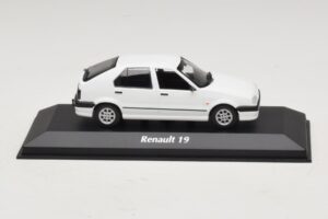Renault 19 Bianco Maxichamps 1:43 940113700 Pressofusione