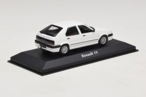 Renault 19 Bianco Maxichamps 1:43 940113700 Pressofusione — immagine 2 di 5