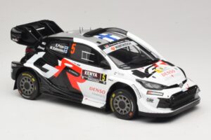 Toyota GR Yaris Rally1 #5 S. Pajari / E. Malkonen Rally Kenya 2025 IXO 1:18 18RMC246 Pressofusione — immagine 4 di 6
