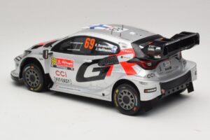 Toyota GR Yaris Rally1 #69 K. Rovanpera / J. Halttunen Rally Portugal 2025 IXO 1:18 18RMC250B Pressofusione — immagine 5 di 6