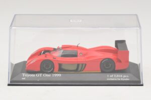 Toyota GT-One TS020 Street Rosso Minichamps 1:43 433991603 Pressofusione — immagine 4 di 5