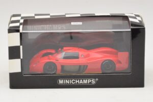 Toyota GT-One TS020 Street Rosso Minichamps 1:43 433991603 Pressofusione — immagine 5 di 5