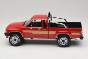 Toyota Hilux N50 Xtra Cab 4x4 Rosso KK-Scale 1:18 KKDC181562 Pressofusione — immagine 3 di 6