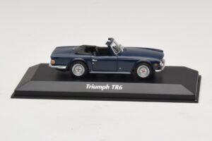 Triumph TR6 Blu Scuro Maxichamps 1:43 940132570 Pressofusione