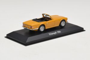Triumph TR6 Arancione Maxichamps 1:43 940132571 Pressofusione — immagine 2 di 5