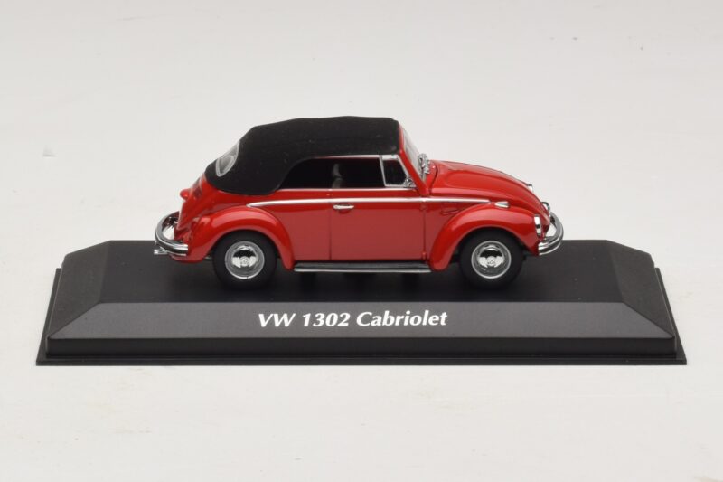 Volkswagen 1302 Cabriolet Rosso Maxichamps 1:43 940055031 Pressofusione