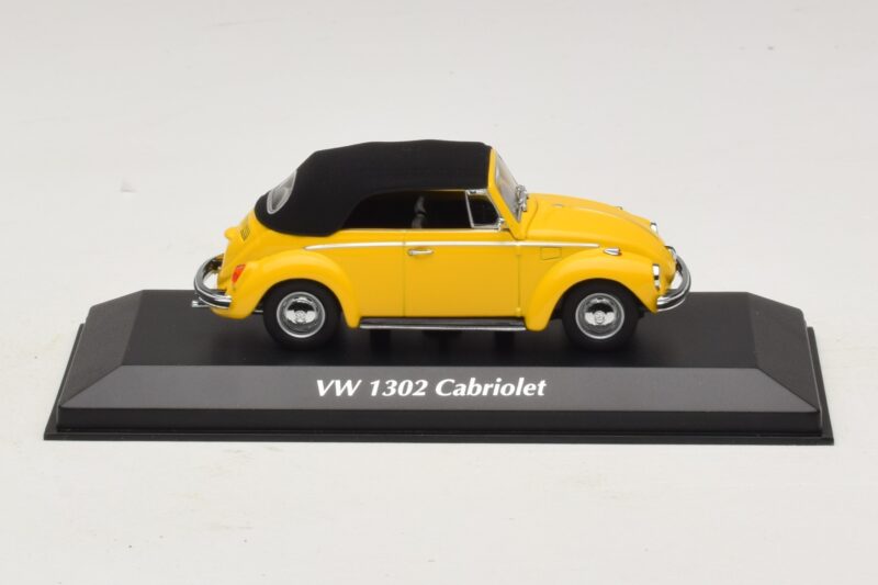 Volkswagen 1302 Cabriolet Giallo Maxichamps 1:43 940055030 Pressofusione