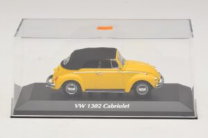 Volkswagen 1302 Cabriolet Giallo Maxichamps 1:43 940055030 Pressofusione — immagine 4 di 5