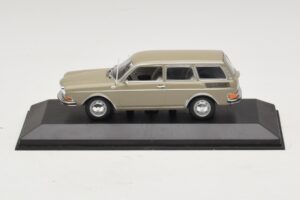 Volkswagen 411 LE Variant Savanna Beige Minichamps 1:43 Volkswagen 411 LE Variant Savanna Beige Minichamps 1:43 400051114 Pressofusione