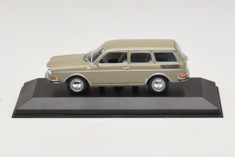 Volkswagen 411 LE Variant Savanna Beige Minichamps 1:43 400051114 Pressofusione