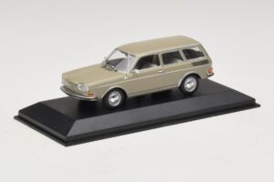 Volkswagen 411 LE Variant Savanna Beige Minichamps 1:43 400051114 Pressofusione — immagine 2 di 5
