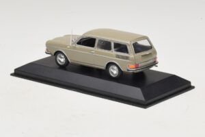 Volkswagen 411 LE Variant Savanna Beige Minichamps 1:43 400051114 Pressofusione — immagine 3 di 5