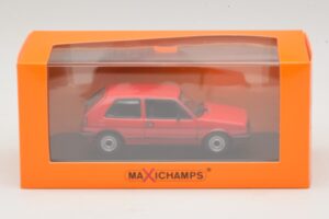 Volkswagen Golf GTI Mk2 Rosso Maxichamps 1:43 940054121 Pressofusione — immagine 5 di 5