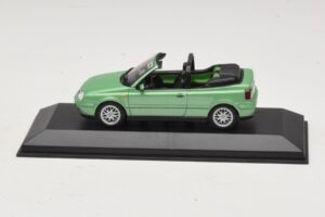Volkswagen Golf Mk4 Cabriolet Verde Metallizzato Minichamps 1:43 Volkswagen Golf Mk4 Cabriolet Verde Metallizzato Minichamps 1:43 430058335 Pressofusione