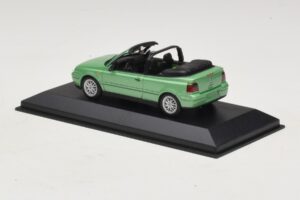 Volkswagen Golf Mk4 Cabriolet Verde Metallizzato Minichamps 1:43 430058335 Pressofusione — immagine 3 di 5
