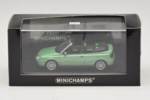 Volkswagen Golf Mk4 Cabriolet Verde Metallizzato Minichamps 1:43 430058335 Pressofusione — immagine 5 di 5