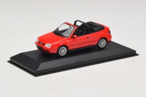 Volkswagen Golf Mk4 Cabriolet Rosso Edizione Concessionario Minichamps 1:43 GOLF006 Pressofusione — immagine 2 di 5