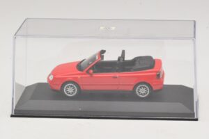 Volkswagen Golf Mk4 Cabriolet Rosso Edizione Concessionario Minichamps 1:43 GOLF006 Pressofusione — immagine 4 di 5