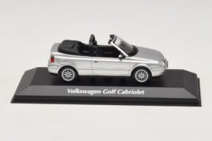 Volkswagen Golf Mk4 Cabriolet Argento Maxichamps 1:43 Volkswagen Golf Mk4 Cabriolet Argento Maxichamps 1:43 940058331 Pressofusione