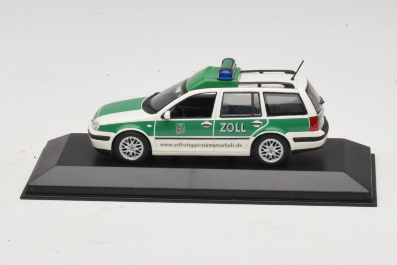 Volkswagen Golf Mk4 Variant Polizei Minichamps 1:43 430056090 Pressofusione