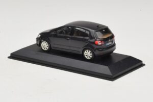Volkswagen Golf Plus Mk5 Nero Minichamps 1:43 GOLF007 Pressofusione — immagine 3 di 5